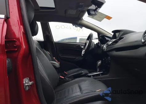 2015 Ford Fiesta Titanium из США, поврежденный, VIN 3FADP4FJ9FM210743